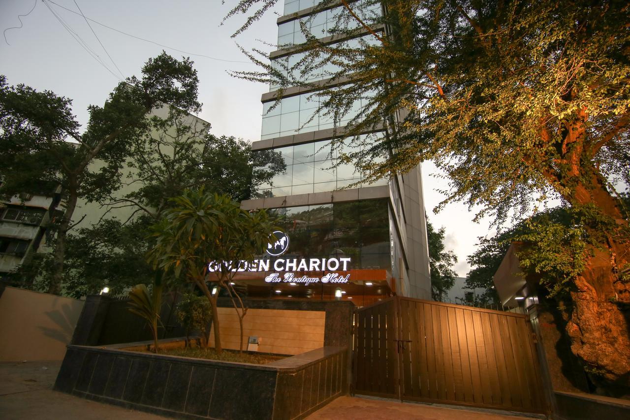 Golden Chariot The Boutique Hotel Мумбай Екстериор снимка
